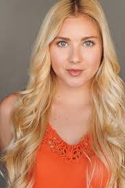 Brittany Oakes's Instagram, Twitter & Facebook