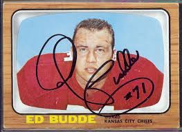 1966 Chiefs Autographs Spur Memories of Team That Faced Lombardi's Packers