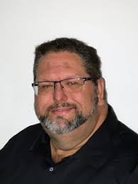 Steven Easterling's Instagram, Twitter & Facebook