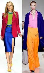 Hal pertama sebelum menentukan warna cat kusen, baik untuk pintu dan jendela adalah memperhatikan material kusen tersebut. Rahasia Tips Padu Padan Warna Baju Abi Ummi Fashion Color Matching Women