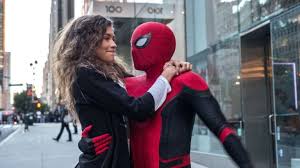 Fan account @spideysnews on twitter shared photos of instagram stories of two people clicking photos with the actors. 82sqoifj9e8wdm