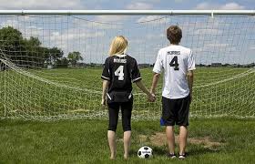 Pin By Sam Parent On Futbol Soccer Couples Cute Soccer Couples Soccer Boyfriend