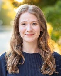 Sara Coen's Instagram, Twitter & Facebook