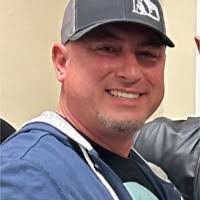 Reginald Akins's Instagram, Twitter & Facebook