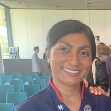 Lou Cullum-Evans (@LouCullum)