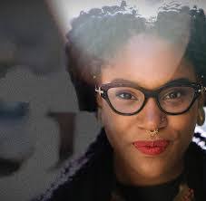 Dara Wilson's Instagram, Twitter & Facebook