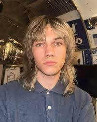 Brandon Philmon's Instagram, Twitter & Facebook