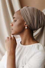 Statement Ridge Gap Ring