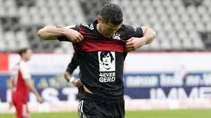 41 tore in der bundesliga in der vorsaison, weltfußballer des jahres 2020, und etliche weitere lewandowski war lange nicht zu sehen. Fc Bayern Lewandowski Stellt Tor Rekord Von Muller Ein Historischer Tag Mit Einem Makel Eurosport