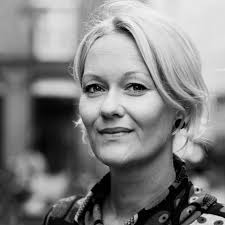 Camilla voksede op med negativ social kontrol: Jeg manglede hjælp til at  bryde ud