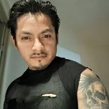 Noe Castro's Instagram, Twitter & Facebook