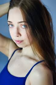 Lindsay Roden's Instagram, Twitter & Facebook