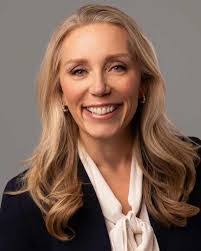 Laura Shipman's Instagram, Twitter & Facebook