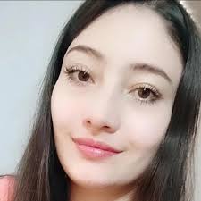 Alexandra Latorre's Instagram, Twitter & Facebook