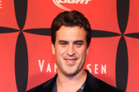 Forgotten Peyton Manning teammate who won NFL Super Bowl quit to take up  singing career and launch Christmas album