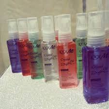 We found the best hair serums for straightening, shine, frizz control, and split end help. Crystal Oil Look Me Hair Serum Shopee Malaysia