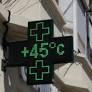 French Ecologists Advocate for Five-Day Paid Climate Leave Amid Heatwave Crisis