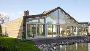 Embracing an unwavering commitment to quality and customer service, toll brothers currently builds in 24 states nationwide, and is a publicly owned company with its common stock listed on the new york stock exchange (nyse: Ranch House With Glass Facade And Contemporary Design Terrace Viahouse Com