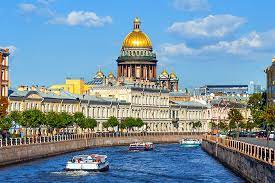 In der stadt am finnischen meerbusen gibt es dementsprechend viele prunkbauten, die dafür sorgen, dass es zahlreiche geniale st. St Petersburg In Russland Sehenswurdigkeiten Kultur