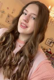 Lola Marie Van De Gaer