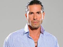 Maybe you would like to learn more about one of these? Gregorio Pernia De Sin Senos Si Hay Paraiso La Suerte Es Para Los Mediocres