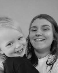 Lindsey Hamrick (@lindseycaughron) • Instagram photos and videos