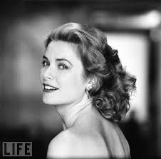 Grace Kelly: Floating