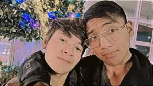 Pedimos ayuda para localizar a EDER JAHIR de 15 años, se encuentra con un  chico llamado Aaron Camacho 18 años ( el que está en el círculo blanco).  Cualquier persona que los