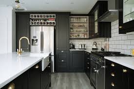 China Easy Top Solid Wood Furniture Black Shaker Modern Frameless Kitchen Cabinetry China Kitchen Cupboard Wood Kitchen Cabinet