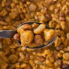 Essa è nutriente perchè ricca di proteine, ma povera di grassi. Marco Bianchi Spezzatino Di Soia E Fagioli Con Datterino Giallo Paprika Affumicata E Cipolla Rossa Abbinamento Con Polenta Integrale Top Buon Pranzo La Soia Testurizzata Soia Per Ragu Non Edamame Tantomeno