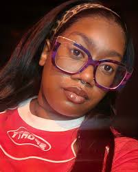 ✨️ Mobee ♈️ ✨️ (@mobeethicc) • Instagram photos and videos