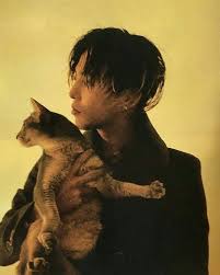 Ji With His Cat Iye G Dragon Cute Bigbang G Dragon G Dragon