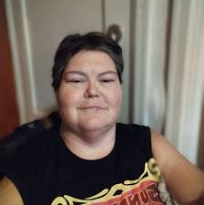 Does the school bus have a working am/fm radio?