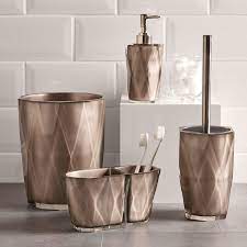 Alle produkte im bereich badezimmer zubehör set werden speziell für sie angefertigt. Neuheit Gold Pulver Hause Harz Badezimmer Zubehor Set Buy Pulver Bad Zubehor Gold Bad Zubehor Neuheit Badezimmer Zubehor Set Product On Alibaba Com