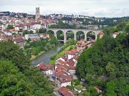 Op 1 augustus 1291 kwamen vertegenwoordigers van de 4 zogenaamde oerkantons. Pin On Zwitserland Bezienswaardigheden Switzerland Sights Schweiz Sehenswurdigkeiten Suisse Curiosites