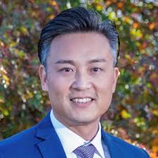 Mike Chen, Associate Salesperson