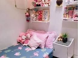 Kamar tidur yang sederhana dapat ditunjukkan melalui gambar di atas. 11 Inspirasi Desain Kamar 2x2 Cocok Untuk Kamar Tidur Ruang Kerja Hingga Musala Rumah123 Com