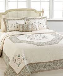 Nostalgia Home Bedding Agnes Bedspreads Quilts Bedspreads Bed Bath Macy S Nevresim Takimlari Yatak Yastiklari Ev Dekoru
