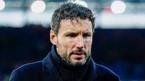Mark van bommel verscheen woensdagochtend op het trainingsveld van psv in aanloop naar zijn afscheidsduel van vrijdagavond. Zzo9tyi1pqzoxm