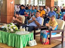 Dku023(w) wholly owned by the tarc education foundation (co. Misiah Taib Twitterissa Hamzah Brahim Supol Ybm Moworks Petrajayamp Turut Mewakili Ybm Di Majlis Pelancaran Bacathon Smk Tunku Abdul Rahman Kuching P194petrajaya P194forbn Weareunited Https T Co Csoqcl8gfx