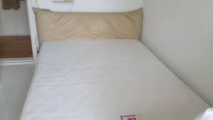 Doppelbett, 2 x lattenrost, matratze 1.40m x 2m maße 1. Bett Mit Geraumigen Bettkasten 1 40 X 2 00 Mtr In Berlin Betten Kostenlose Kleinanzeigen Bei Quoka De