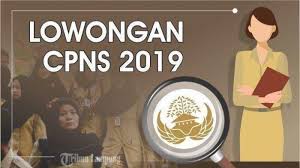 Di bursa kerja yang semakin penuh persaingan ini, anda mungkin terdorong untuk mendatangi perusahaan atau tempat usaha di sekitar, dan meninggalkan lamaran anda di sana. Tujuh Pemda Buka Lowongan Cpns 2019 Untuk Lulusan Sma Smk Paling Banyak Formasi Satpol Pp Tribunnews Com Mobile