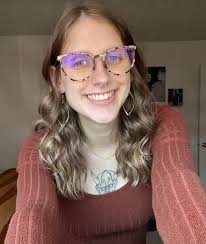 Just watched a news reel showing Moscow in Russia, and would you believe it  , everyone looked Russian. Can't say the same about London.