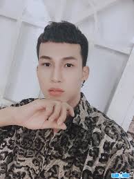 Diễn viên Tiêu Minh Phụng