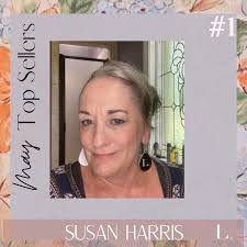 Kathy Maples's Instagram, Twitter & Facebook