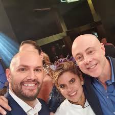 Y la ganadora de @masterchefcelebrityco es @adrianalucia FELICIDADES!!!  @canalrcn