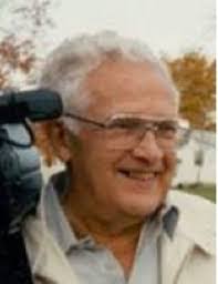 Robert Rickenbach's Instagram, Twitter & Facebook