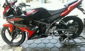 Ninja r warna hijau keluaran 2014. Di Jual Motor Kawasaki Ninja Rr Tahun 2014 Mulus New Pin D 7 C 1 9 4 C 4 Jual Motor Kawasaki Ninja Kabupaten Jember