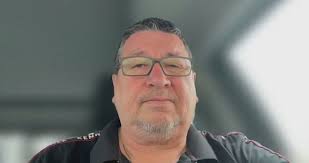 Edgy comedy duo Williams and Ree inundated with hate mail, loses work after  Humboldt Broncos memorial