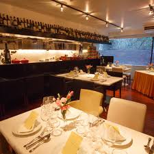 3 33 西麻布の裏路地 隠れたイタリア大衆食堂 予算 夜 6 000 7 999 大衆食堂 レストラン イタリアン